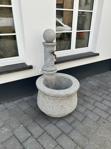 Brunnen steintrog naturstein - brunnen,