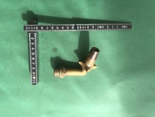 Wasserhahn von einem