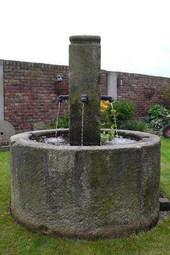 Historischer brunnen 1820 - ca.,